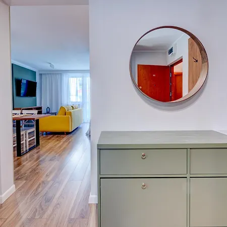 Zdrojowa 公寓式酒店