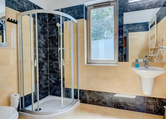 Zdrojowa 公寓式酒店